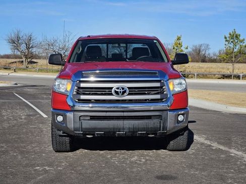 Used 2014 Toyota Tundra SR5 image 2
