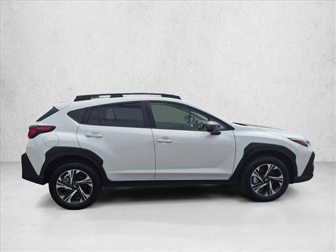 Used 2024 Subaru Crosstrek 2.0i Premium AWD/4WD image 4