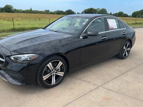 Used 2025 Mercedes-Benz C 300 4MATIC Sedan image 5