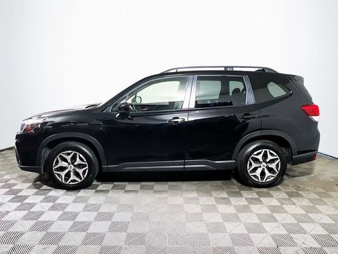 Used 2021 Subaru Forester Premium AWD/4WD image 4