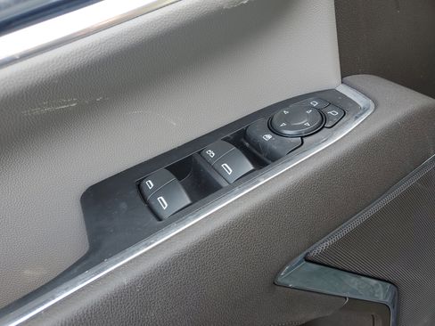 New 2025 GMC Sierra 3500 SLE w/ SLE Convenience Package image 19