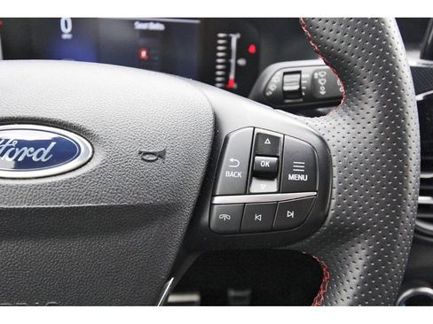 Used 2023 Ford Escape ST-Line image 16