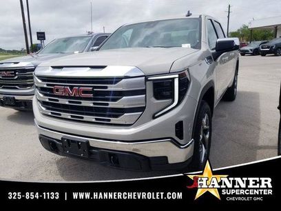 New 2026 GMC Sierra 1500 SLE