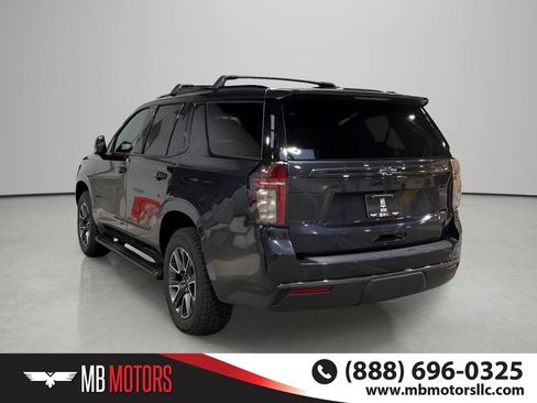 Used 2022 Chevrolet Tahoe Z71 w/ Luxury Package AWD/4WD image 3