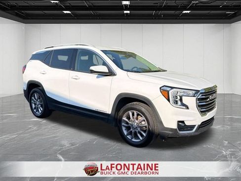 Used 2023 GMC Terrain SLT AWD/4WD image 2