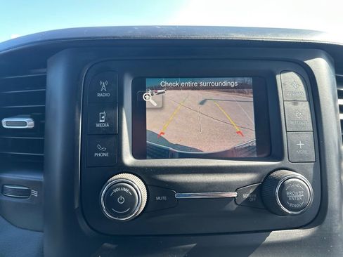 Used 2024 RAM 3500 Tradesman w/ Chrome Appearance Group AWD/4WD image 9