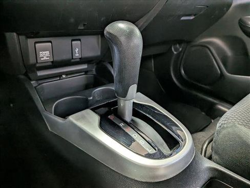 Used 2019 Honda Fit LX image 10
