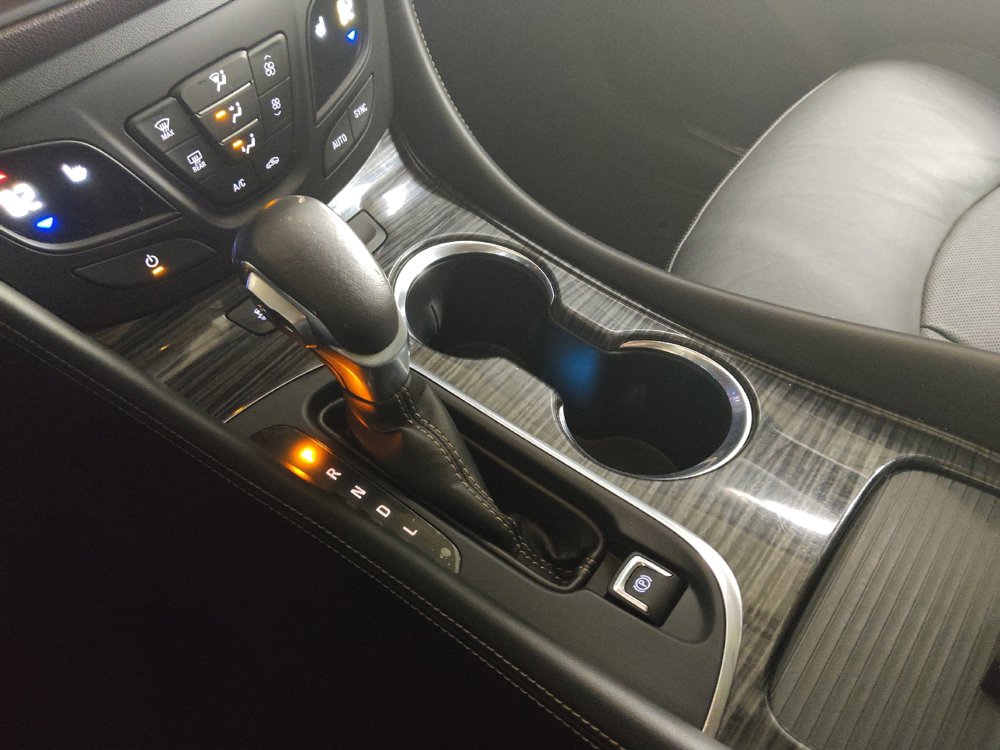 Used 2017 Buick Envision Essence FWD image 26