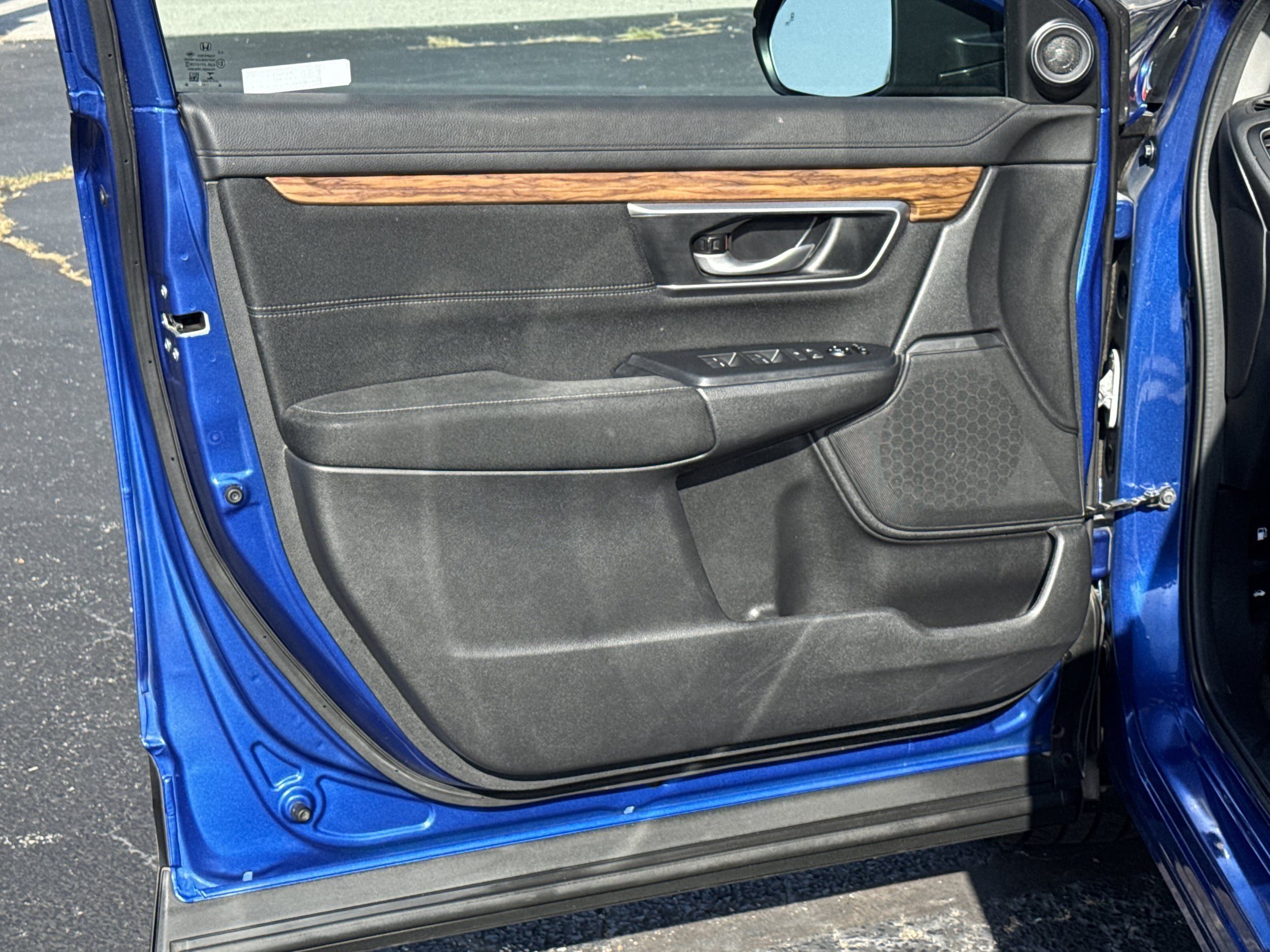 Used 2021 Honda CR-V EX image 5