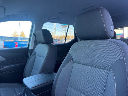 Certified 2020 Chevrolet Traverse LT image 13