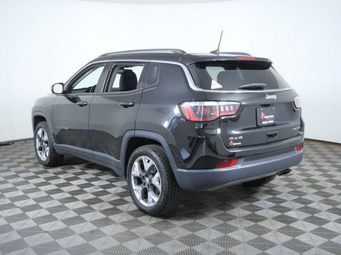 Used 2018 Jeep Compass Limited w/ Navigation Group AWD/4WD image 4