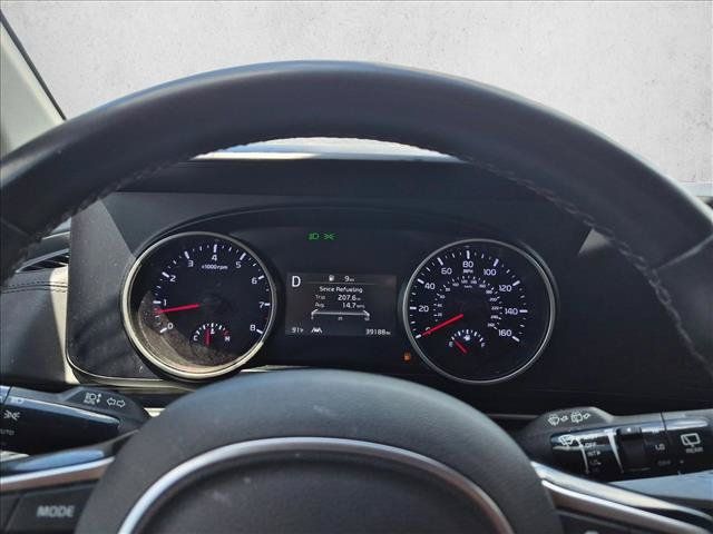Used 2024 Kia Carnival LX FWD image 11