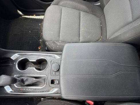 Used 2023 Chevrolet Traverse LT w/ LPO, Floor Liner Package AWD/4WD image 20