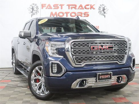 Used 2020 GMC Sierra 1500 Denali w/ Technology Package AWD/4WD image 3
