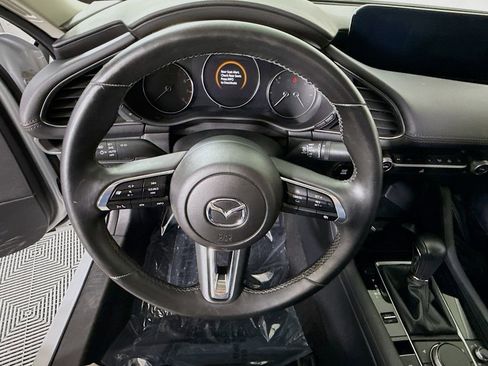 Used 2024 MAZDA MAZDA3 s FWD image 19