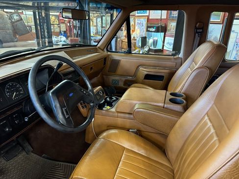 Used 1990 Ford F350 2WD SuperCab DRW image 4