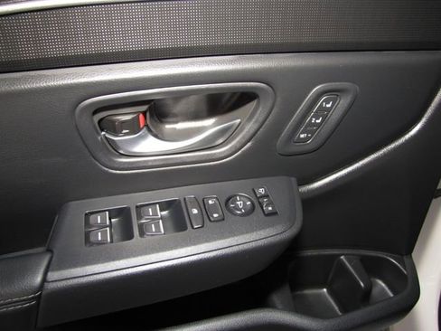 Certified 2025 Honda Pilot Elite image 12