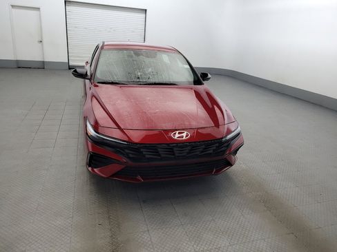 Used 2025 Hyundai Elantra Sport FWD image 14