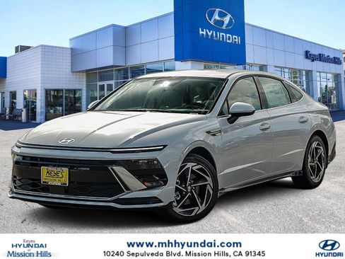 New 2026 Hyundai Sonata SEL image 1