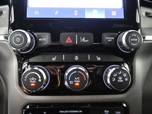 Used 2025 RAM 1500 Big Horn AWD/4WD image 28