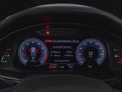 Used 2022 Audi Q7 Premium Plus image 15