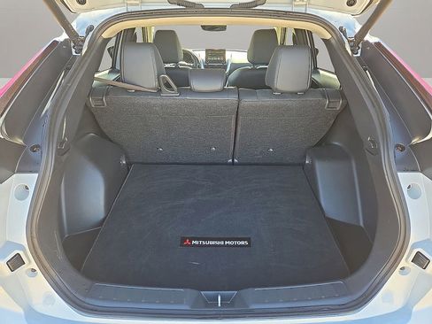 Used 2025 Mitsubishi Eclipse Cross SE image 11