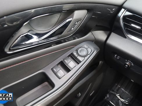 Used 2023 Chevrolet Traverse RS w/ LPO, Floor Liner Package image 39