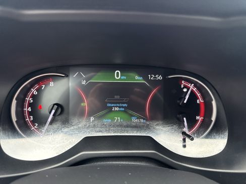 Used 2023 Toyota RAV4 LE AWD/4WD image 22