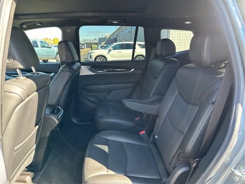 Certified 2025 Cadillac XT6 Premium Luxury image 10