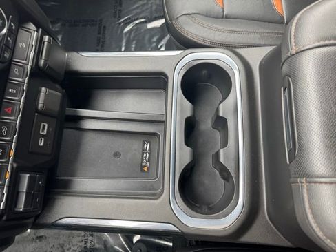 Used 2021 GMC Sierra 1500 AT4 w/ AT4 Value Package AWD/4WD image 13