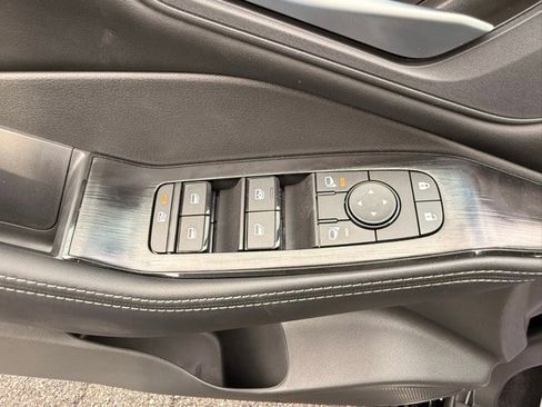 New 2026 Nissan Rogue SV image 12