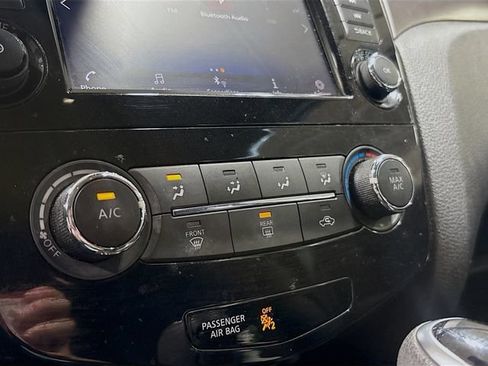 Used 2020 Nissan Rogue Sport S FWD image 15