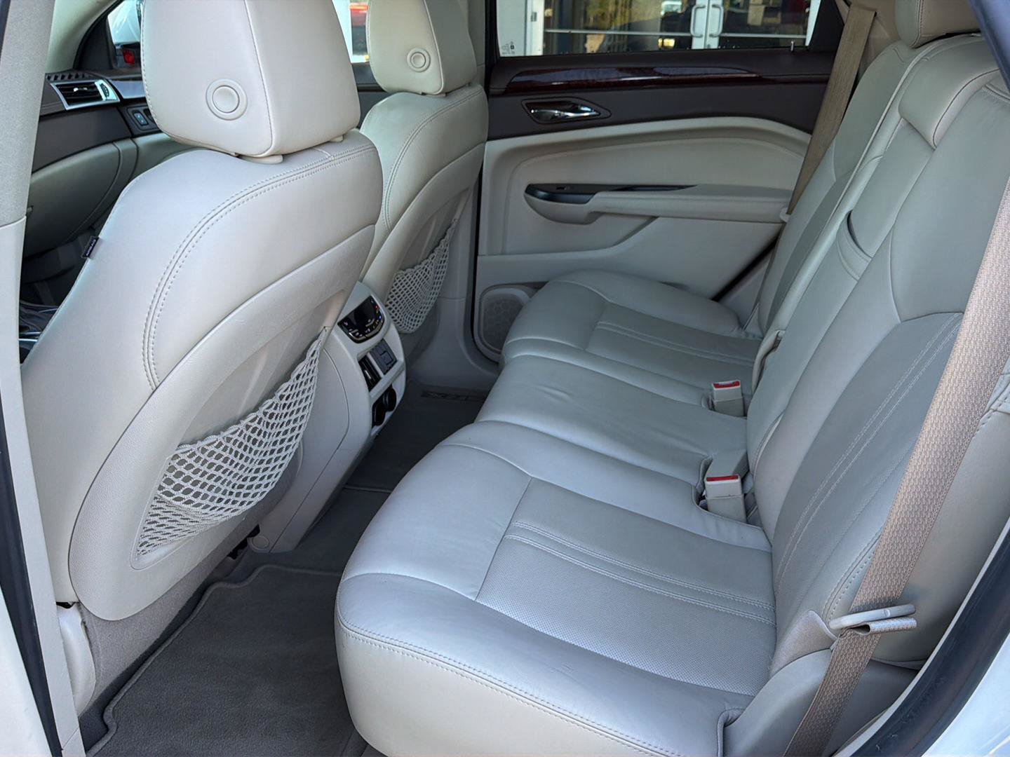 Used 2016 Cadillac SRX Premium w/ Driver Assist Package FWD image 11