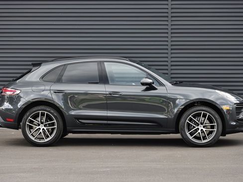 New 2026 Porsche Macan image 8