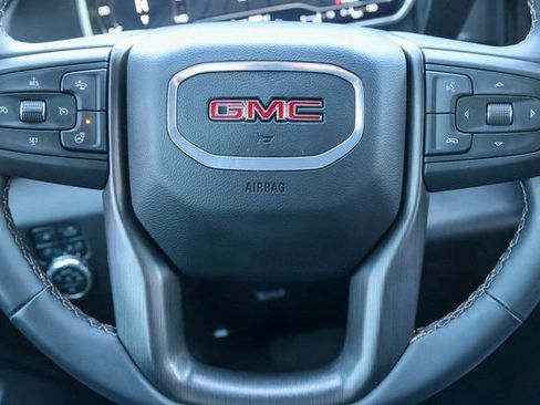 Used 2025 GMC Sierra 2500 AT4 AWD/4WD image 30