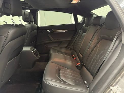 Used 2018 Maserati Quattroporte S GranLusso RWD image 17