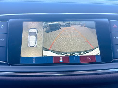 Certified 2018 Buick Enclave Avenir AWD/4WD image 42
