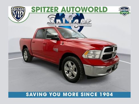 Used 2019 RAM 1500 Classic SLT w/ Luxury Group image 1