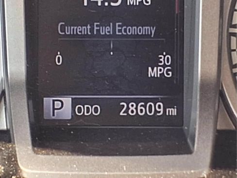 Certified 2019 Toyota Tacoma SR5 AWD/4WD image 20