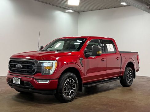 Used 2022 Ford F150 XLT w/ Equipment Group 302A High AWD/4WD image 7