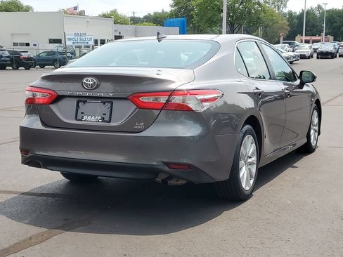 Used 2020 Toyota Camry LE AWD/4WD image 3