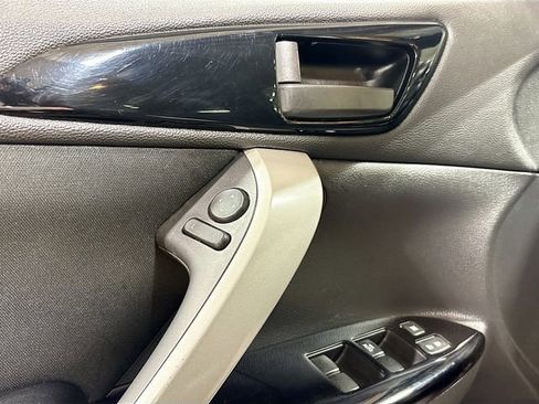 Used 2022 Mitsubishi Eclipse Cross LE image 19