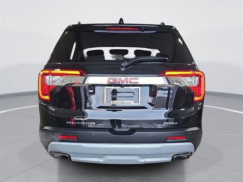 Certified 2023 GMC Acadia SLE w/ Driver Convenience Package image 4