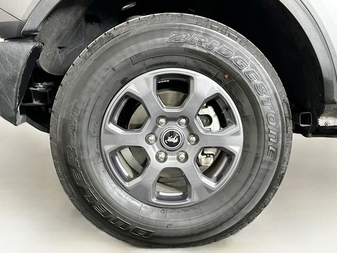 Used 2025 Ford Bronco Big Bend image 11