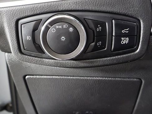 Used 2024 Ford Edge Titanium image 34