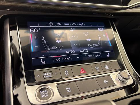 Used 2025 Audi Q7 2.0T Premium w/ Convenience Package image 24