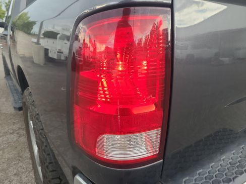 Used 2019 RAM 1500 Big Horn RWD image 25