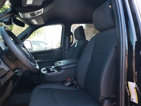 New 2026 RAM 2500 Tradesman AWD/4WD image 16