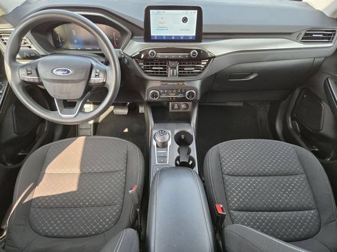 Used 2025 Ford Escape Active AWD/4WD image 27