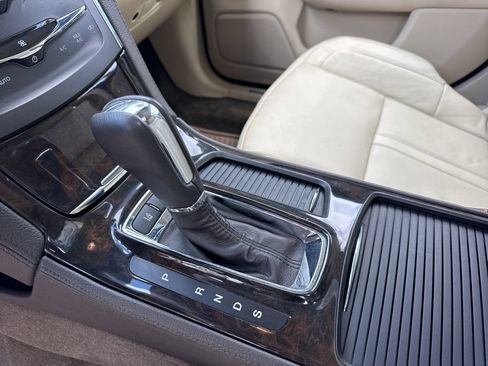 Used 2015 Lincoln MKS AWD w/ Equipment Group 101A image 13